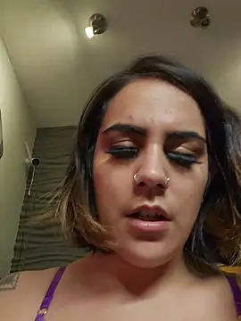 Snapshot of Evangelinaxxx chatting on 12, 10, 2025 Evangelinaxxx online show from 12, 10, 2025