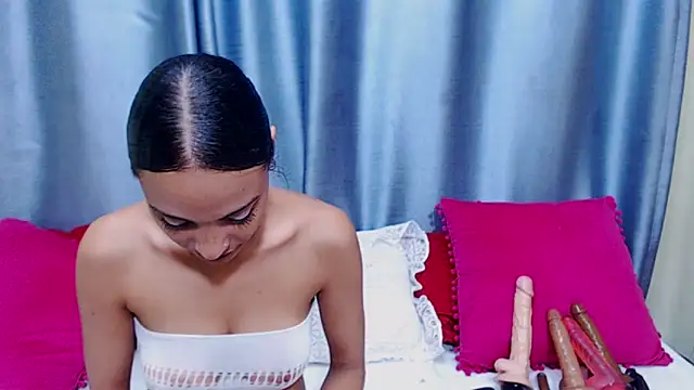 Snapshot of SultryCaramelFantasyx21 chatting on 13, 3, 2025 SultryCaramelFantasyx21 online show from 13, 3, 2025