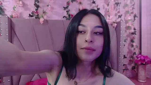 Snapshot of MelodySweett chatting on 11, 1, 2025 MelodySweett online show from 11, 1, 2025