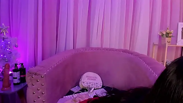 Snapshot of MelodySweett chatting on 26, 11, 2025 MelodySweett online show from 26, 11, 2025