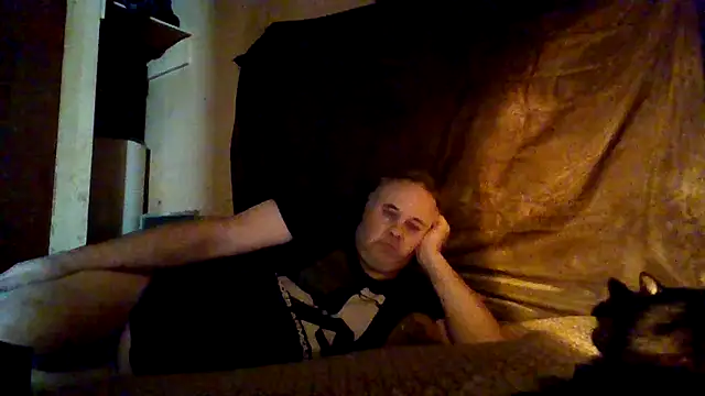 Nightshade7712 online show from 10, 10, 2025