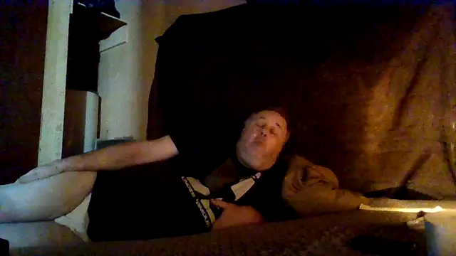 Nightshade7712 online show from 20, 10, 2025