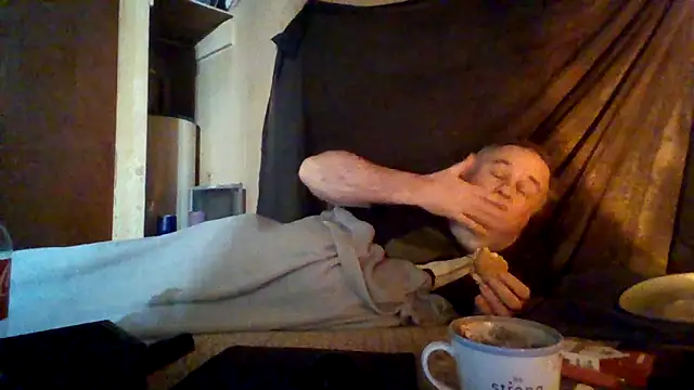 Nightshade7712 online show from 6, 2, 2026