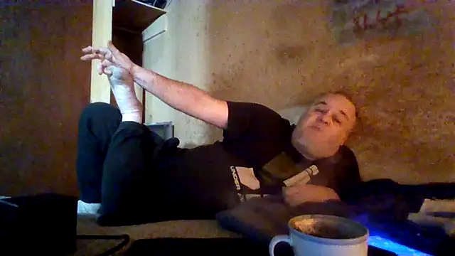 Nightshade7712 online show from 6, 3, 2026