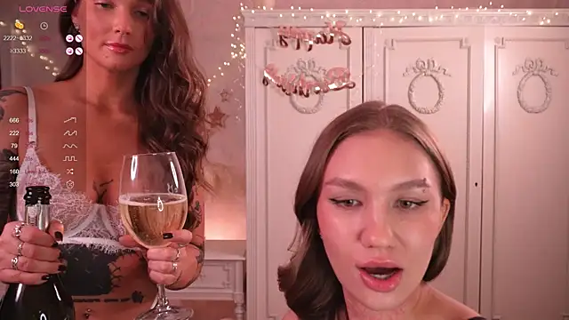 Snapshot of Shadowladyy chatting on 18, 12, 2024 Shadowladyy online show from 18, 12, 2024