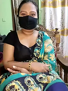 Idhika Paul online show from 1, 2, 2025