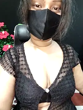 Idhika Paul online show from 18, 10, 2025