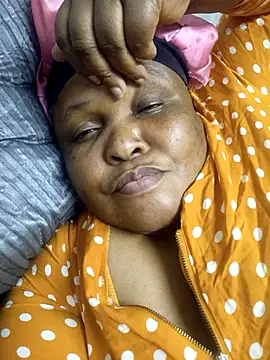 HOTSUGARX5 online show from 8, 11, 2025