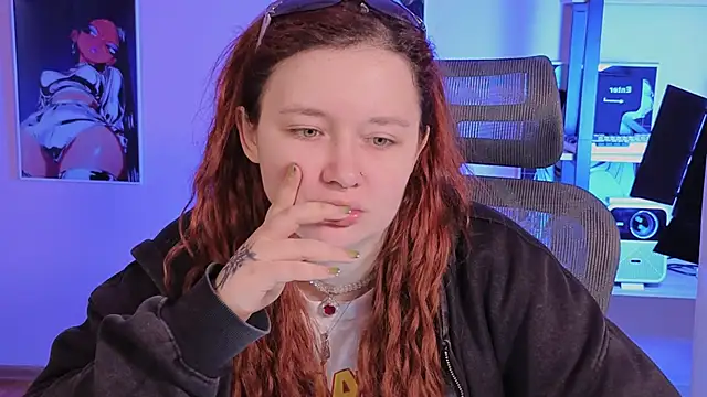 carolina elf online show from 18, 11, 2025