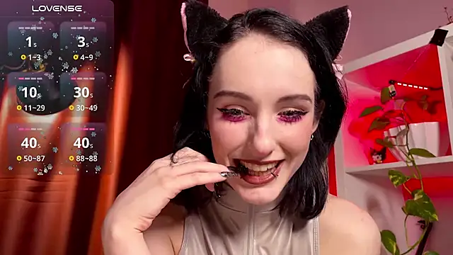 Snapshot of Alice_Succuby chatting on 3, 2, 2025 Alice Succuby online show from 3, 2, 2025