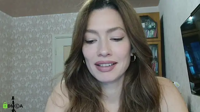 Snapshot of alicia_spicy chatting on 14, 11, 2025 alicia spicy online show from 14, 11, 2025