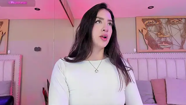  AlejaCruz  online show from 1, 12, 2025