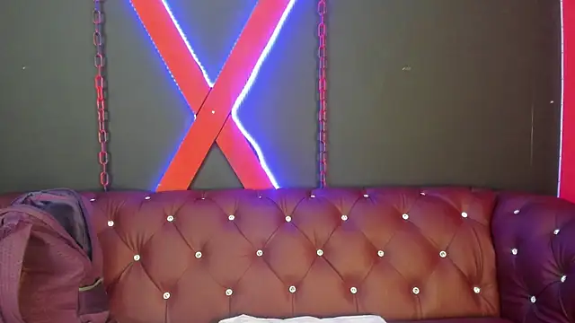 Charlotte  Brown  online show from 6, 11, 2025