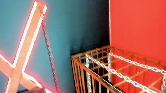 Charlotte  Brown  online show from 18, 11, 2025