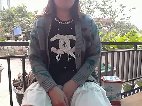 Nanaly Sweet online show from 20, 1, 2025