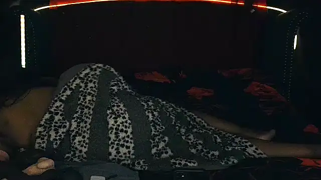 Snapshot of msyvette1970@xh chatting on 7, 11, 2025 msyvette1970xh online show from 7, 11, 2025