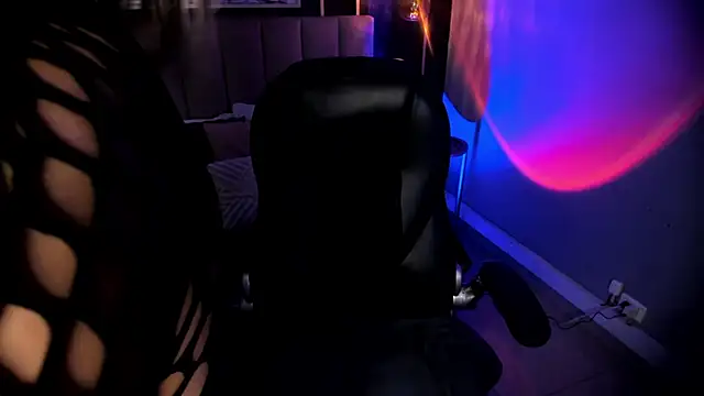 Violetta Nur online show from 15, 1, 2025