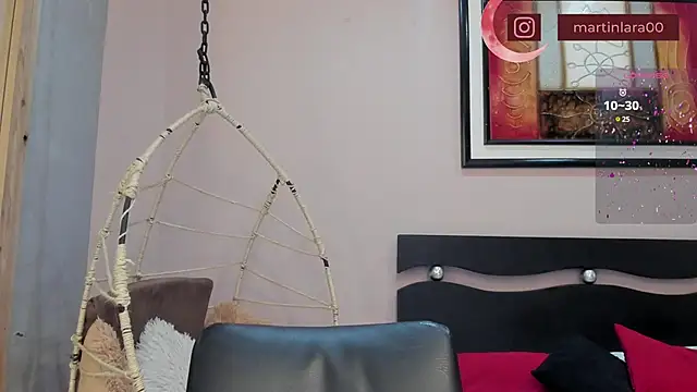  LaraMom  online show from 10, 1, 2025