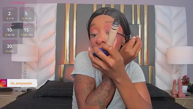 Anny osorio online show from 19, 11, 2025