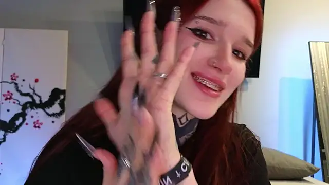 SophieInkk online show from 3, 2, 2026