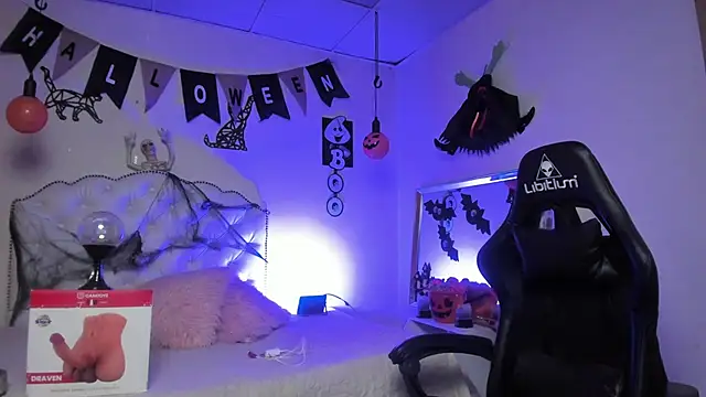 Blair Elliss online show from 16, 10, 2025