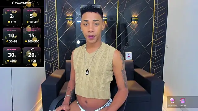 Snapshot of Hottwinkguys chatting on 9, 2, 2025 Hottwinkguys online show from 9, 2, 2025