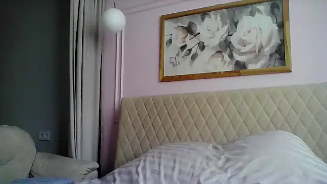 SunElizabeth online show from 15, 3, 2025