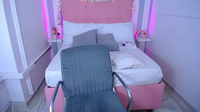 Hanna alcazar online show from 6, 3, 2025