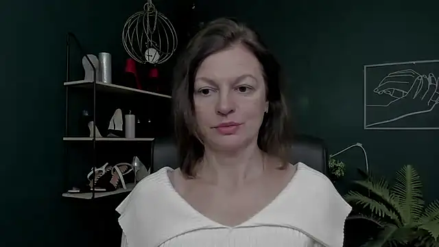 VivianWILD online show from 5, 12, 2025