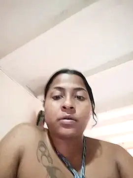 Giselabrunette25 online show from 28, 2, 2026