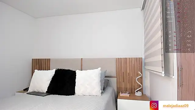 MalejaDiaz  online show from 17, 1, 2026