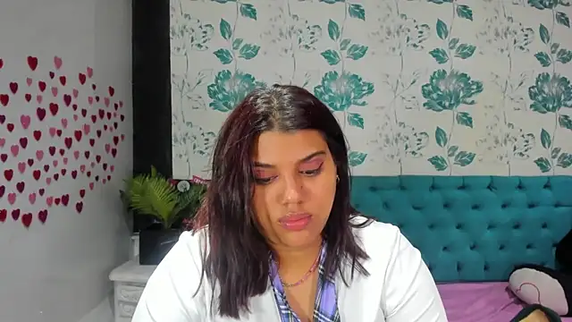 LindaBreeS online show from 20, 1, 2025