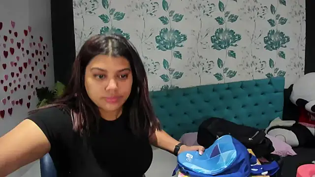 LindaBreeS online show from 23, 1, 2025
