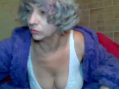 Lorie Carrie online show from 5, 12, 2024