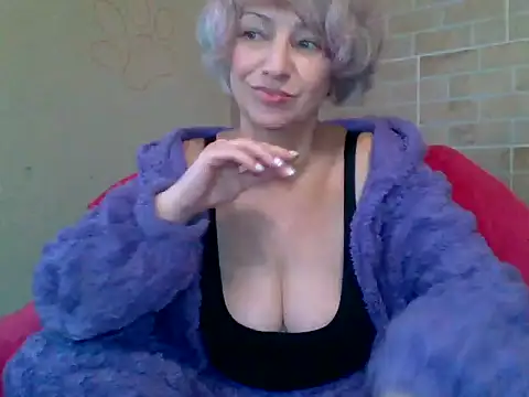 Lorie Carrie online show from 9, 1, 2025