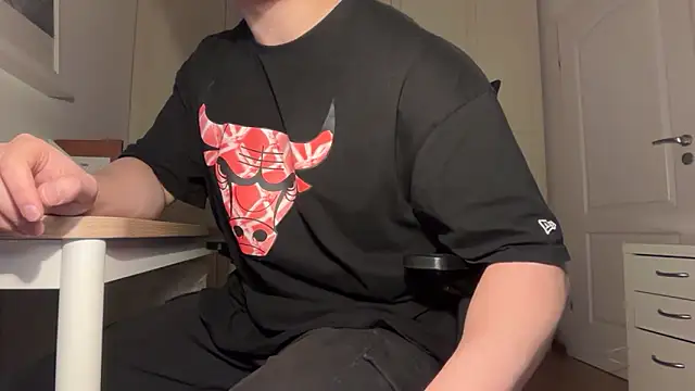 jungcock3210 online show from 3, 2, 2026