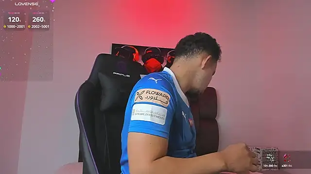 Snapshot of jhotta_fox chatting on 9, 10, 2025 jhotta fox online show from 9, 10, 2025