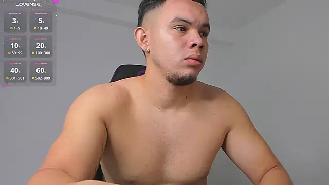 Snapshot of jhotta_fox chatting on 12, 11, 2025 jhotta fox online show from 12, 11, 2025