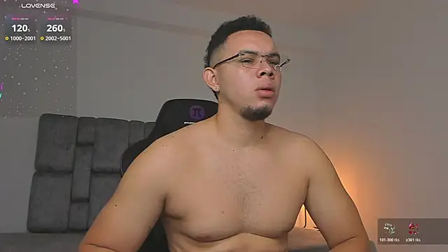 Snapshot of jhotta_fox chatting on 21, 11, 2025 jhotta fox online show from 21, 11, 2025