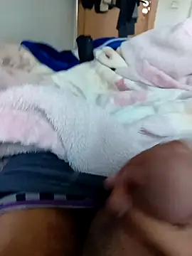 Snapshot of Dadddyhot1 chatting on 15, 2, 2026 Dadddyhot1 online show from 15, 2, 2026