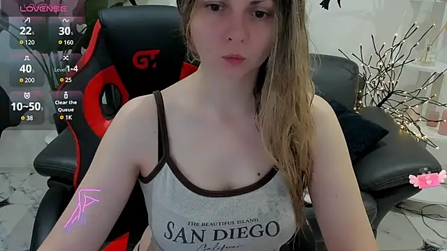 SmilingEmily  online show from 18, 1, 2025