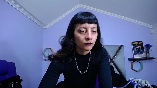 Naughty Kittenm online show from 17, 1, 2025