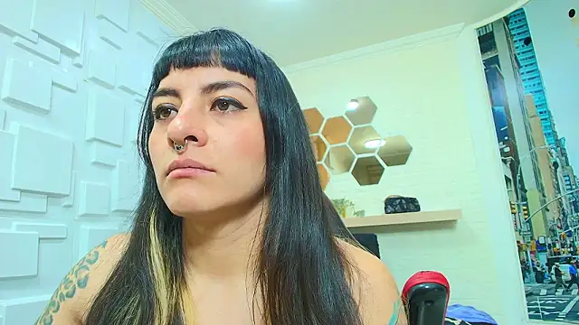 Naughty Kittenm online show from 9, 2, 2026