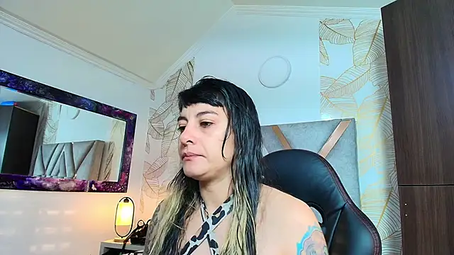 Naughty Kittenm online show from 27, 2, 2026