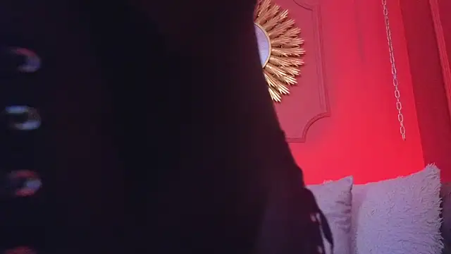 Julieta Russell online show from 13, 11, 2025