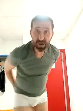 Snapshot of BZHsex chatting on 5, 3, 2025 BZHsex online show from 5, 3, 2025