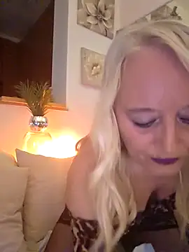 Snapshot of kikkastar chatting on 5, 3, 2026 kikkastar online show from 5, 3, 2026