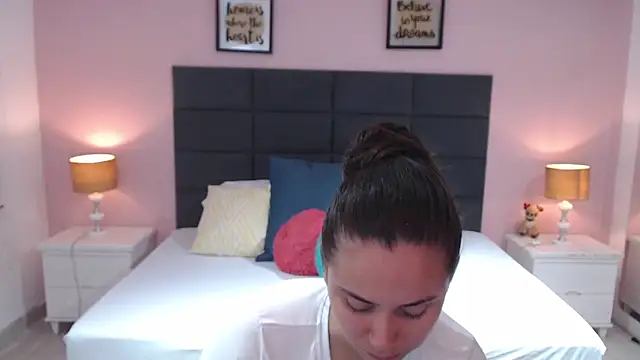 MadisonJenner online show from 9, 2, 2025