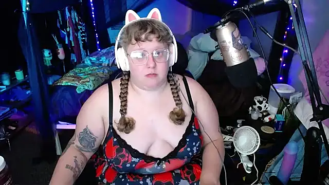 FatVeronica online show from 27, 1, 2025