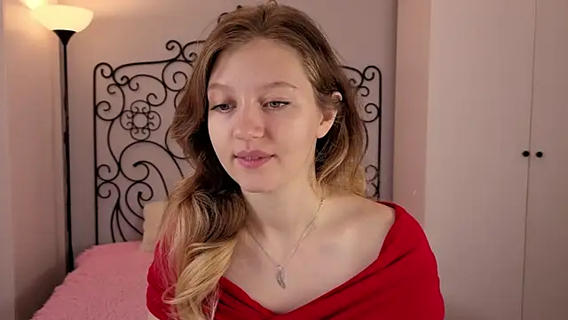 Ksuhesa online show from 2, 12, 2025